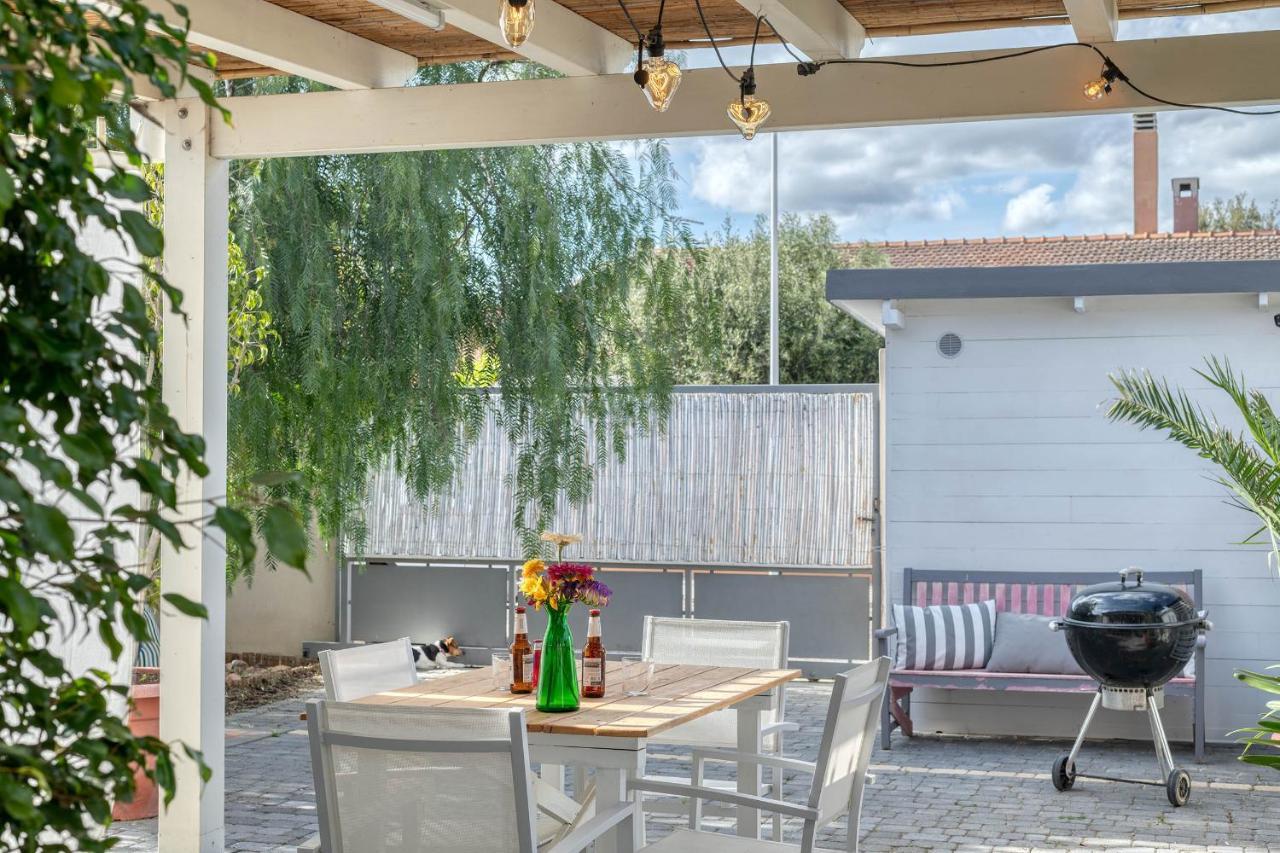 La Casa Degli Ulivi Appartamento In Villa Con Patio Quartu SantʼElena Kültér fotó