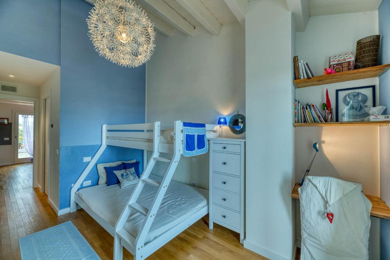 La Casa Degli Ulivi Appartamento In Villa Con Patio Quartu SantʼElena Kültér fotó